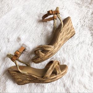 Tory Burch vintage wedges - size 9